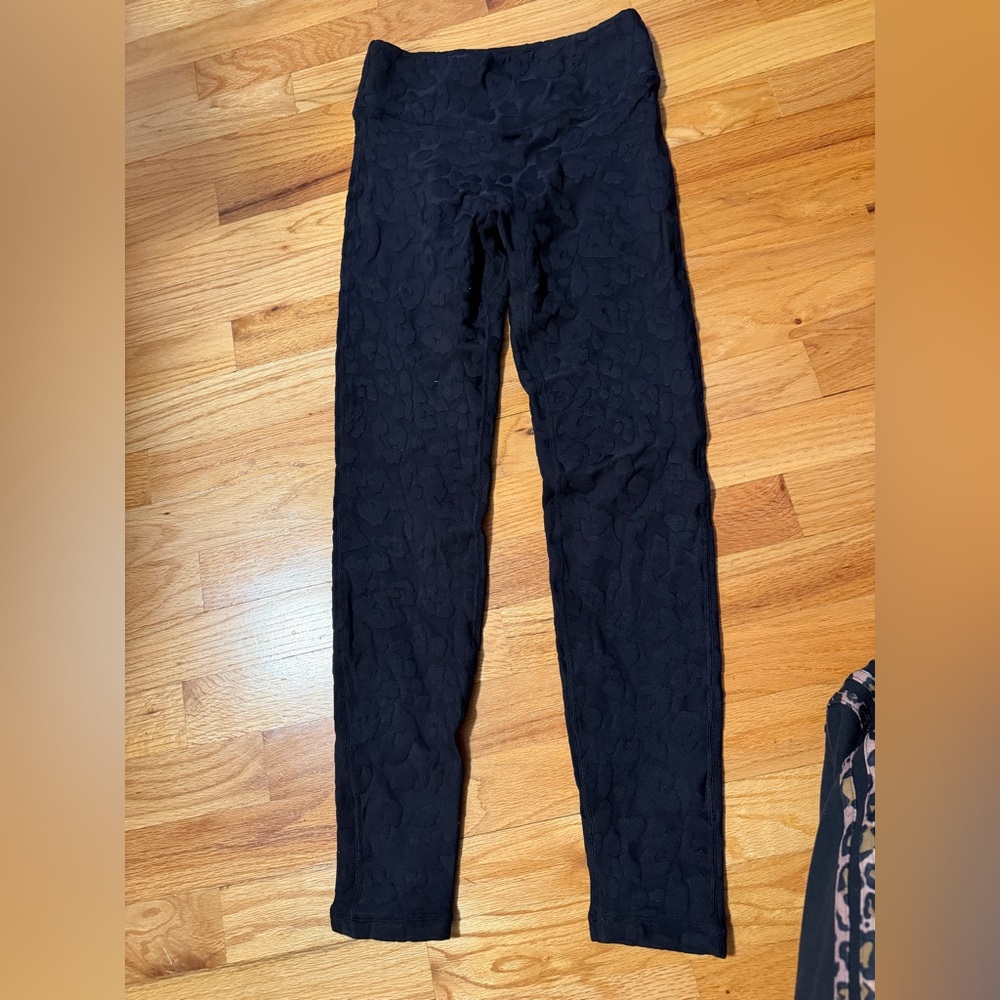 Leopard Textured Black High-Waist Leggings